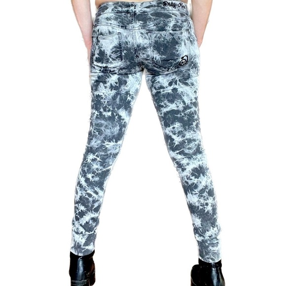 Indigo Rein - Size 7 Acid Bleach Washed Stretch Jeans - Picture 6 of 10